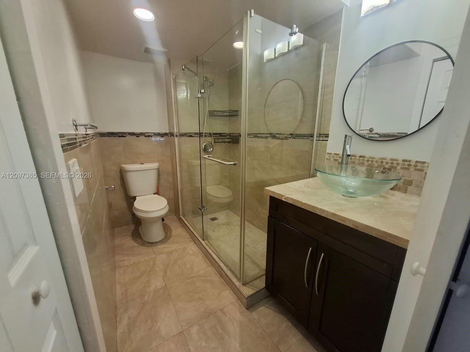320 Racquet Club Road 104, Weston, FL 33326 photo 24
