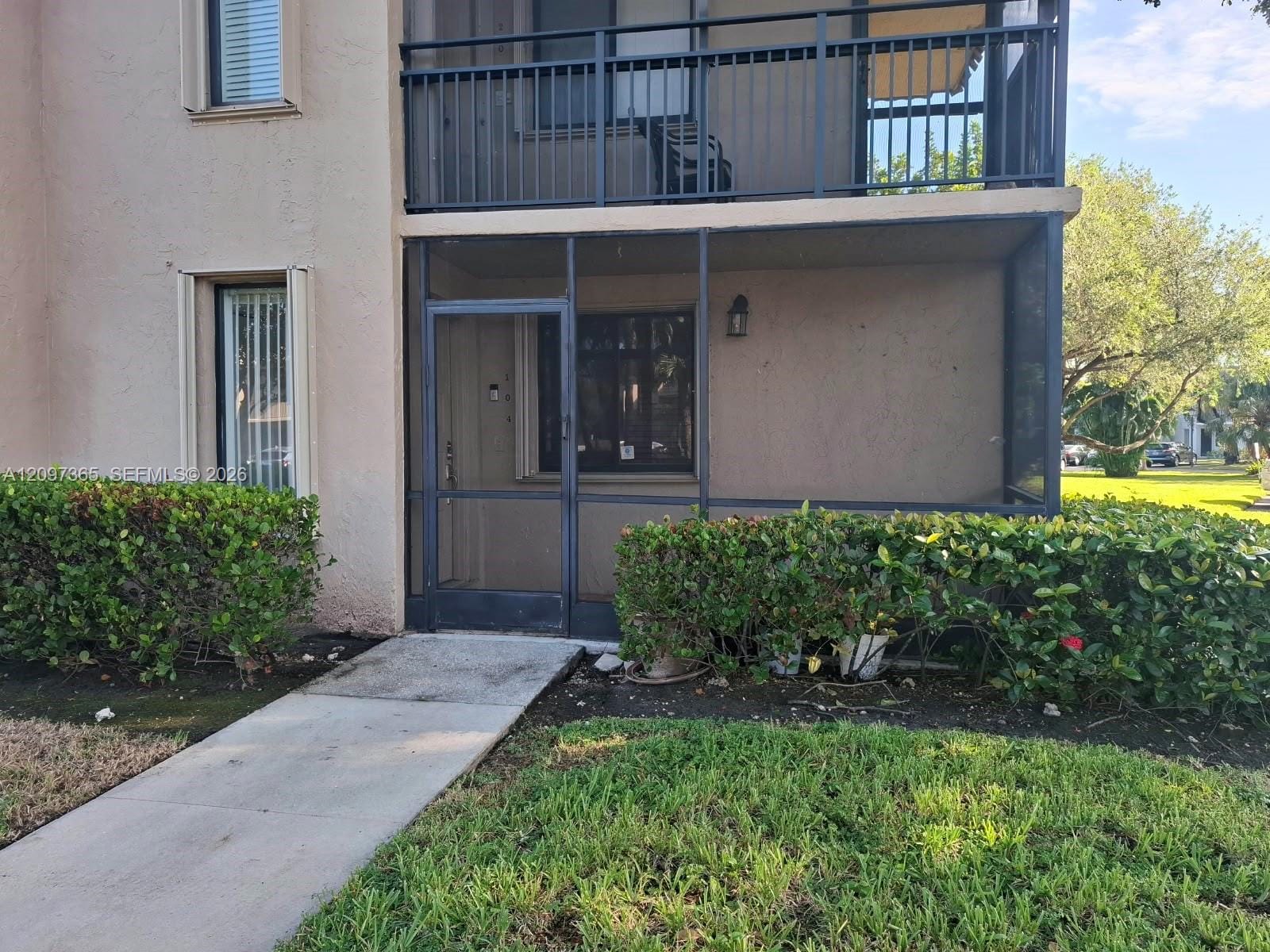 320 Racquet Club Road 104, Weston, FL 33326 photo 30