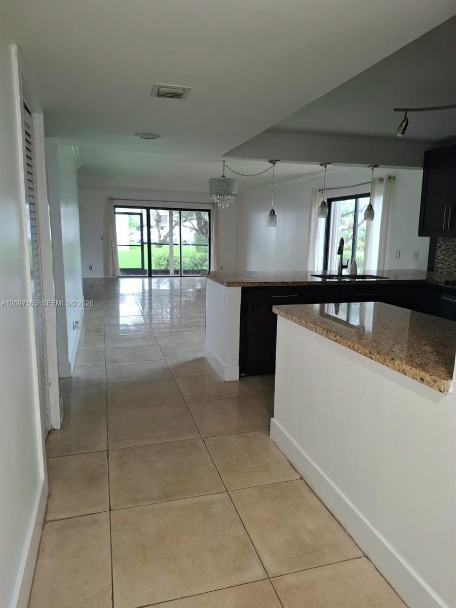 320 Racquet Club Road 104, Weston, FL 33326 photo 6
