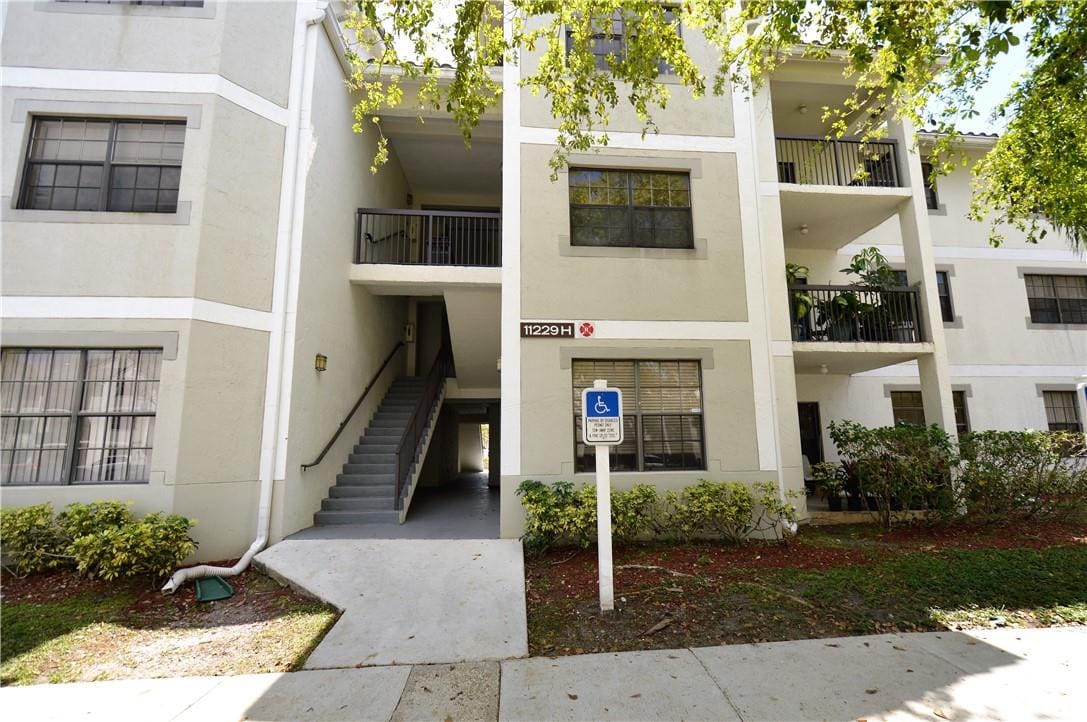 11229 W ATLANTIC Boulevard 306, Coral Springs, FL 33071