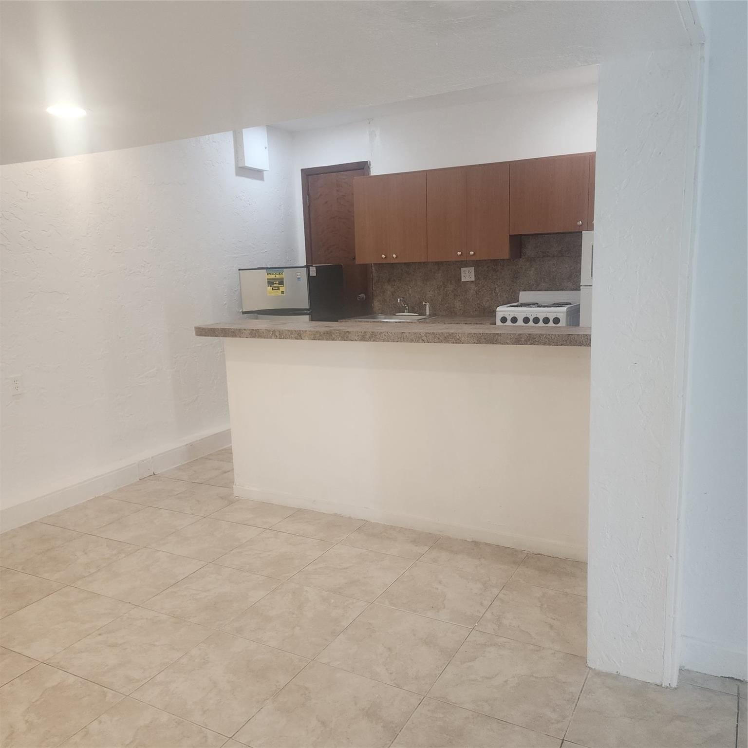 7800 SW 9th Street, North Lauderdale, FL 33068 photo 14