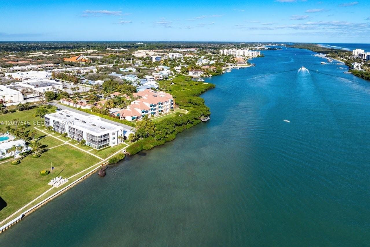 100 Waterway Road A306, Tequesta, FL 33469 photo 4