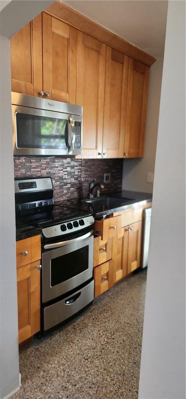 1313 NE 16th Terrace 1, Fort Lauderdale, FL 33304