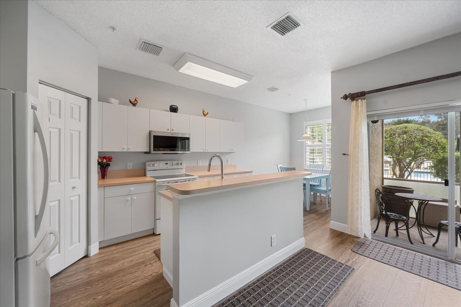 112 Lighthouse Circle G, Tequesta, FL 33469 photo 8