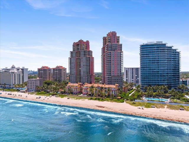 2110 N Ocean Boulevard 24A, Fort Lauderdale, FL 33305