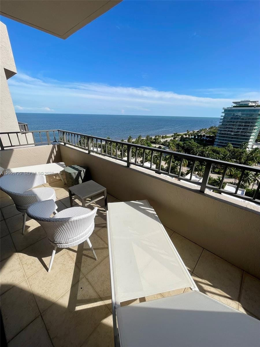 3 bedroom home for sale at 201 Crandon, Key Biscayne, FL 33149 — $10,000