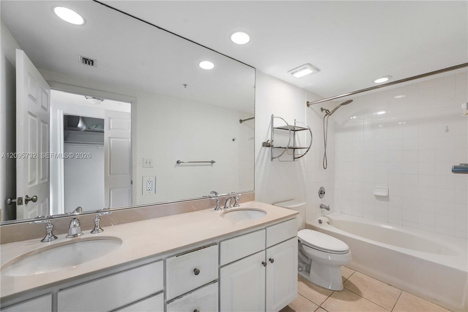 2000 N Bayshore Drive 702 — photo 12