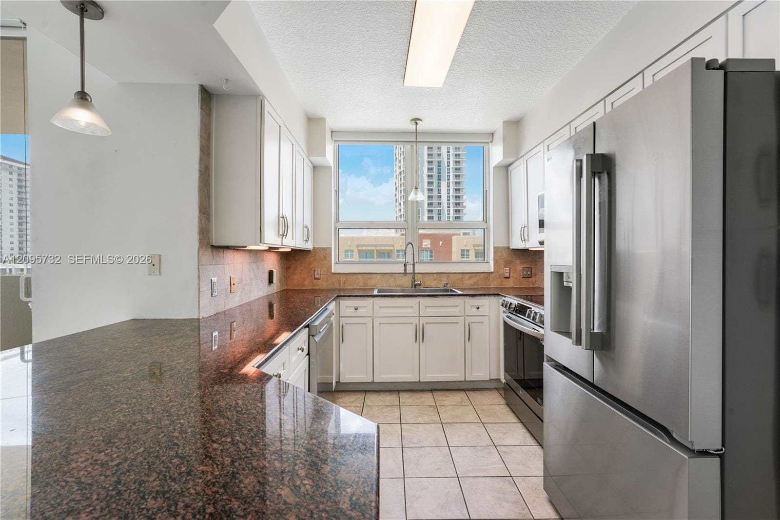 2000 N Bayshore Drive 702 — photo 9