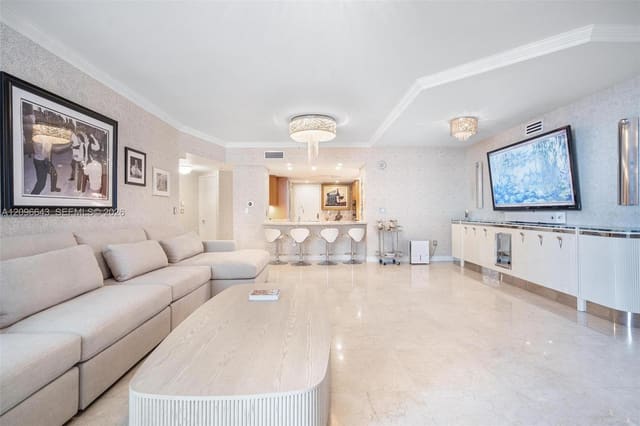 9559 Collins Avenue S4-D, Surfside, FL 33154