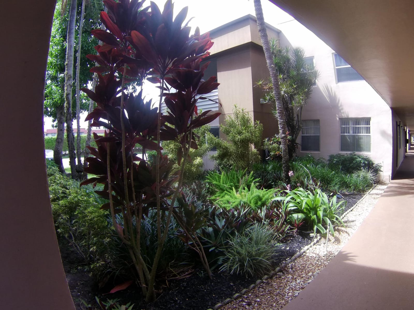 23 Flanders A, Delray Beach, FL 33484 photo 2