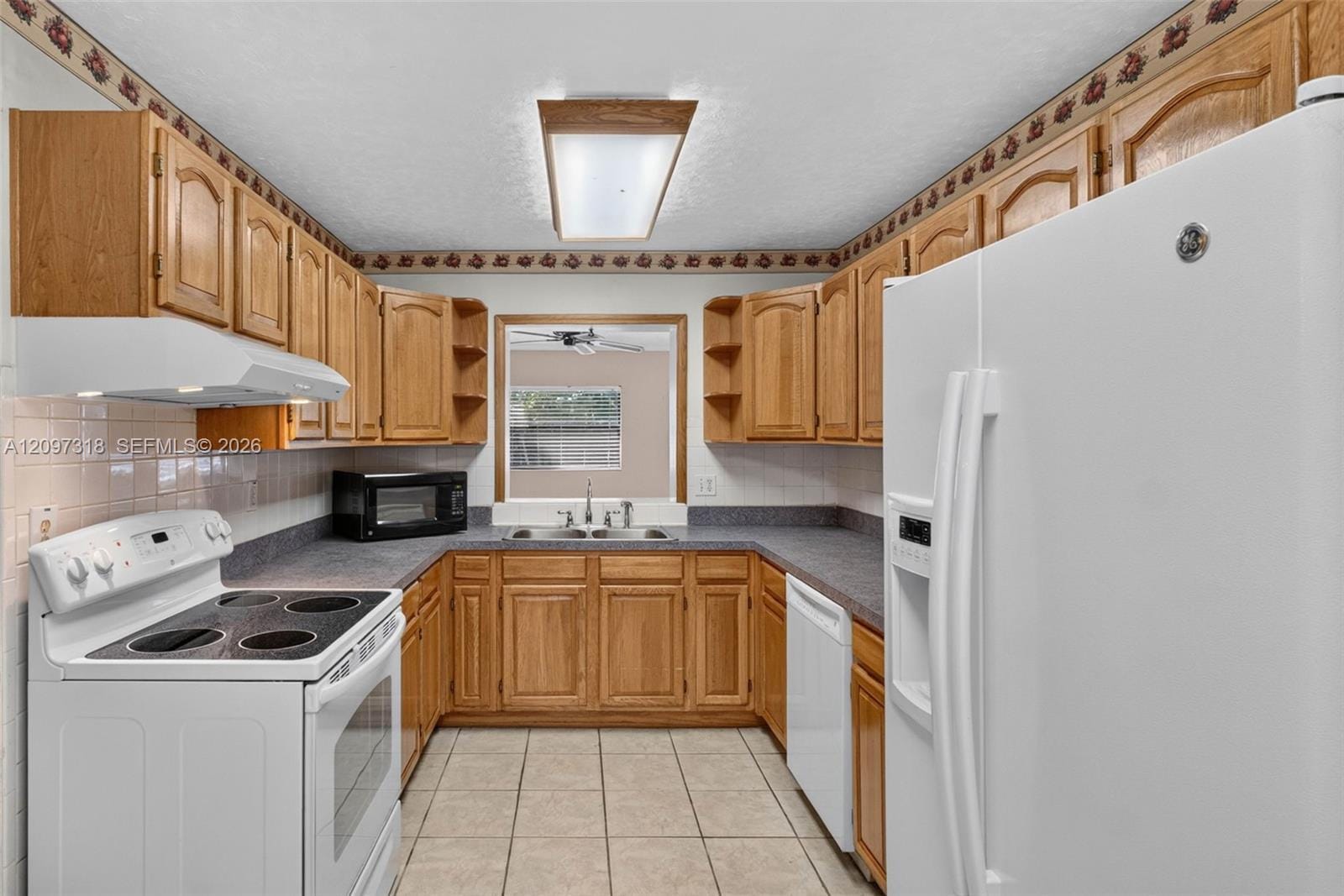 3312 W Burke Street, Tampa, FL 33614 photo 19