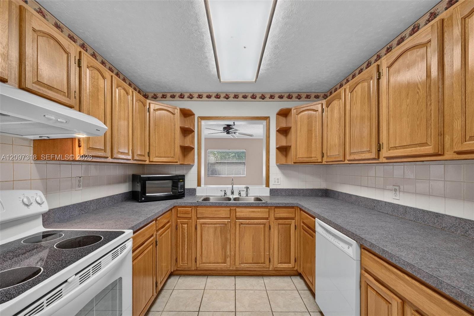 3312 W Burke Street, Tampa, FL 33614 photo 20