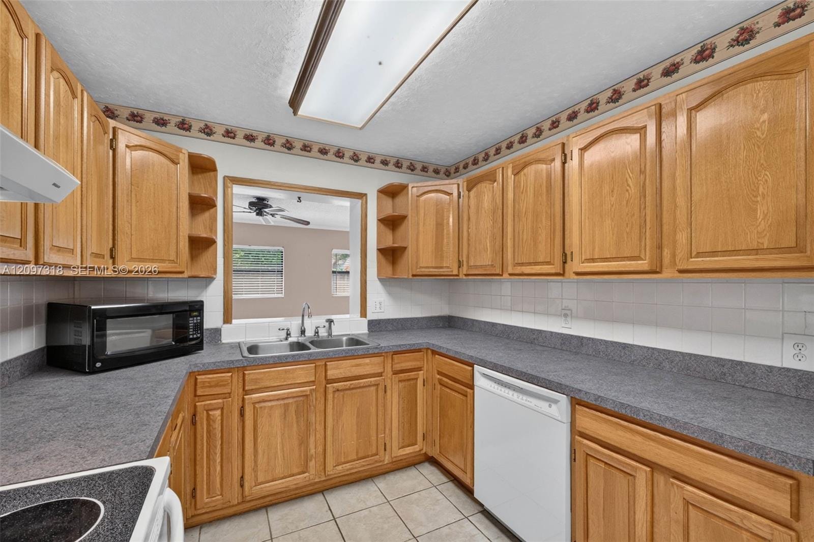 3312 W Burke Street, Tampa, FL 33614 photo 21