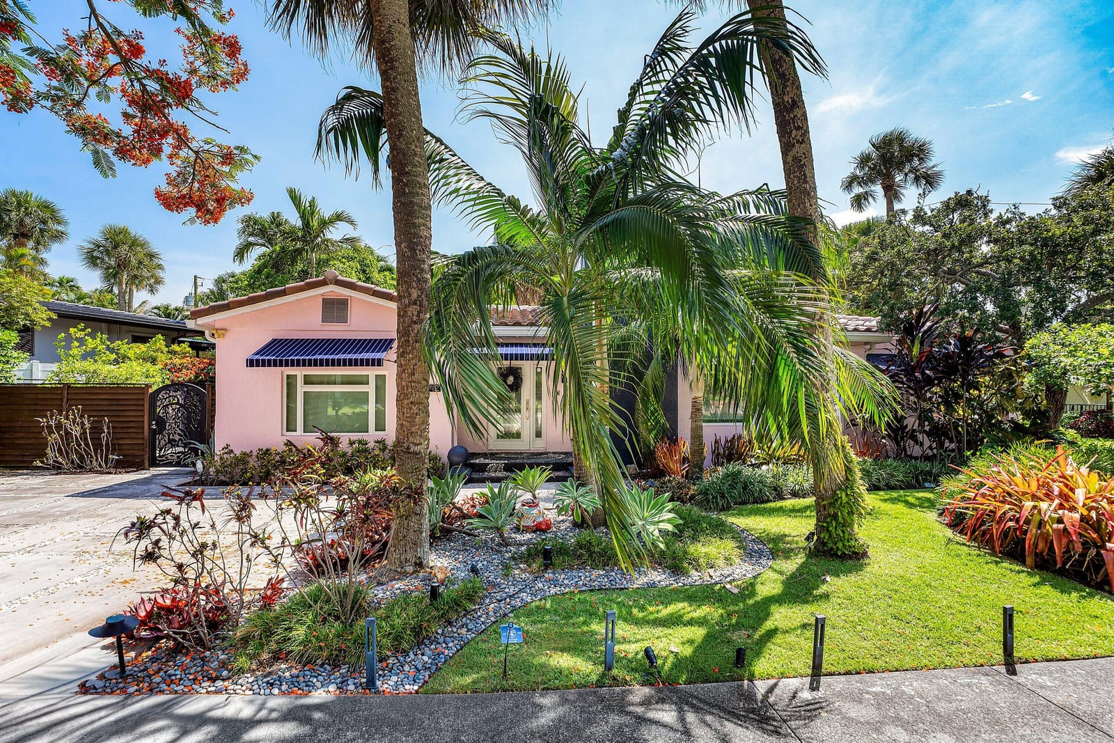 742 PARK Drive W, Boca Raton, FL 33432 photo 2
