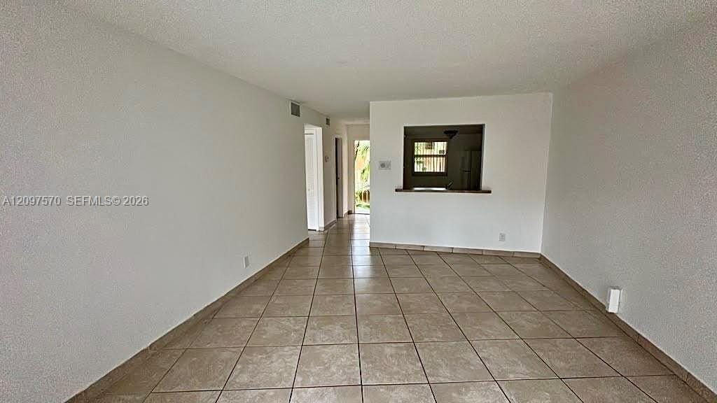 18111 NW 68th Avenue H205, Hialeah, FL 33015 photo 2