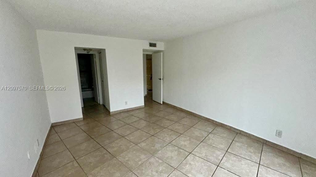 18111 NW 68th Avenue H205, Hialeah, FL 33015 photo 5