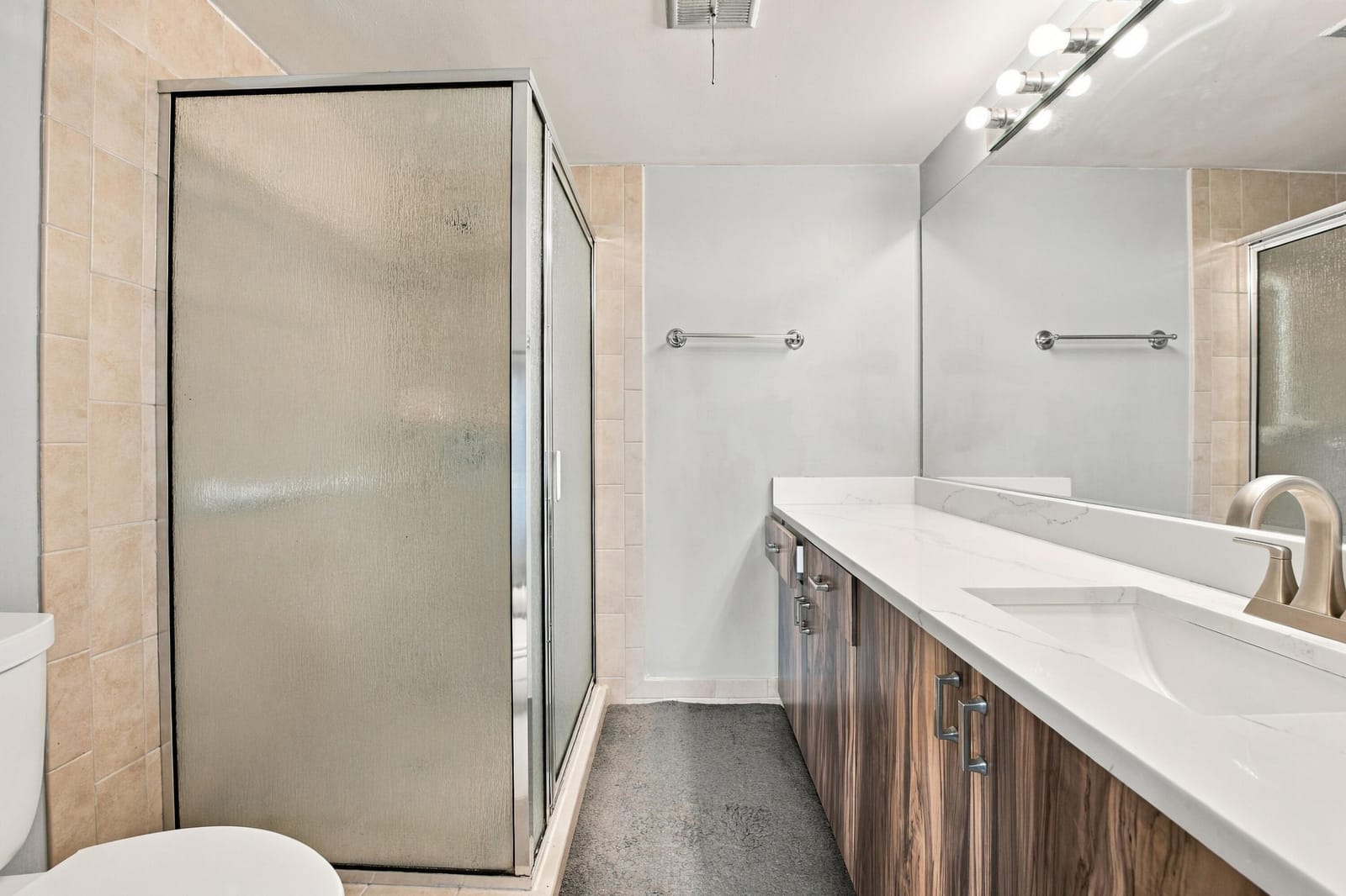 5860 NW 64TH Avenue 201 — photo 10