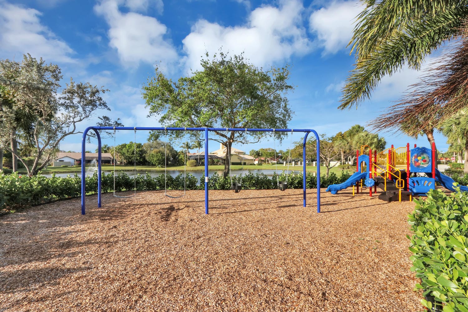 2530 LA LIQUE Circle, Palm Beach Gardens, FL 33410 photo 30