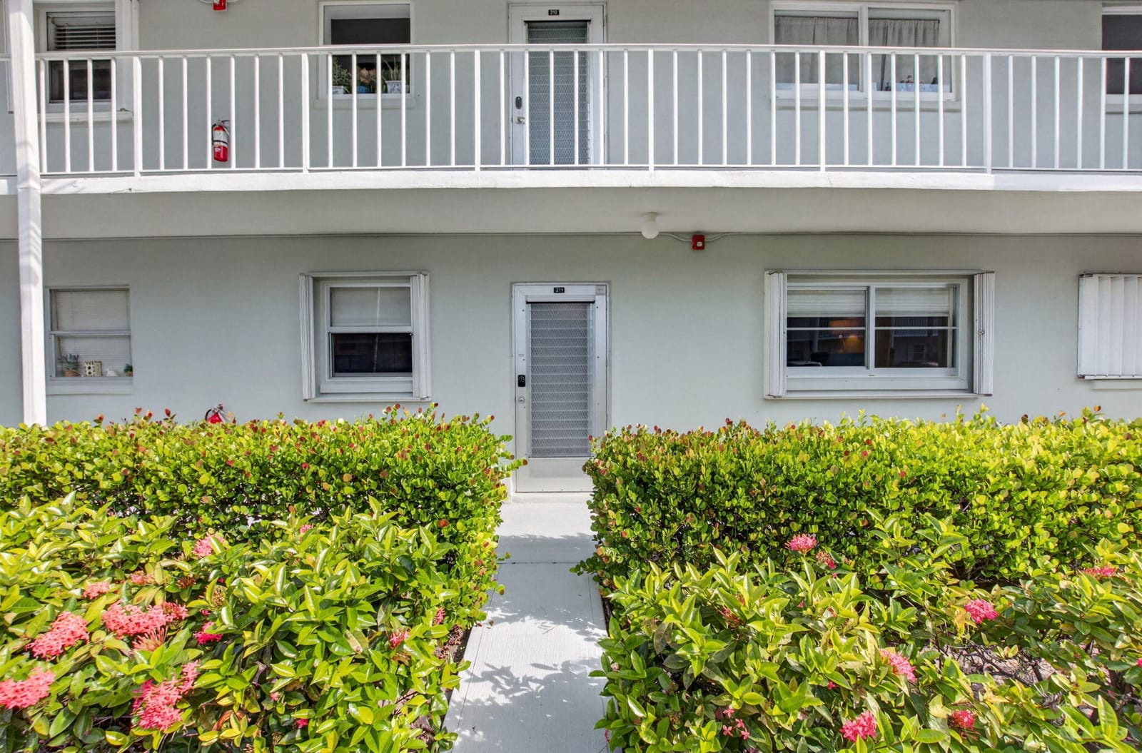 2320 SW 22nd Avenue 211, Delray Beach, FL 33445 photo 1
