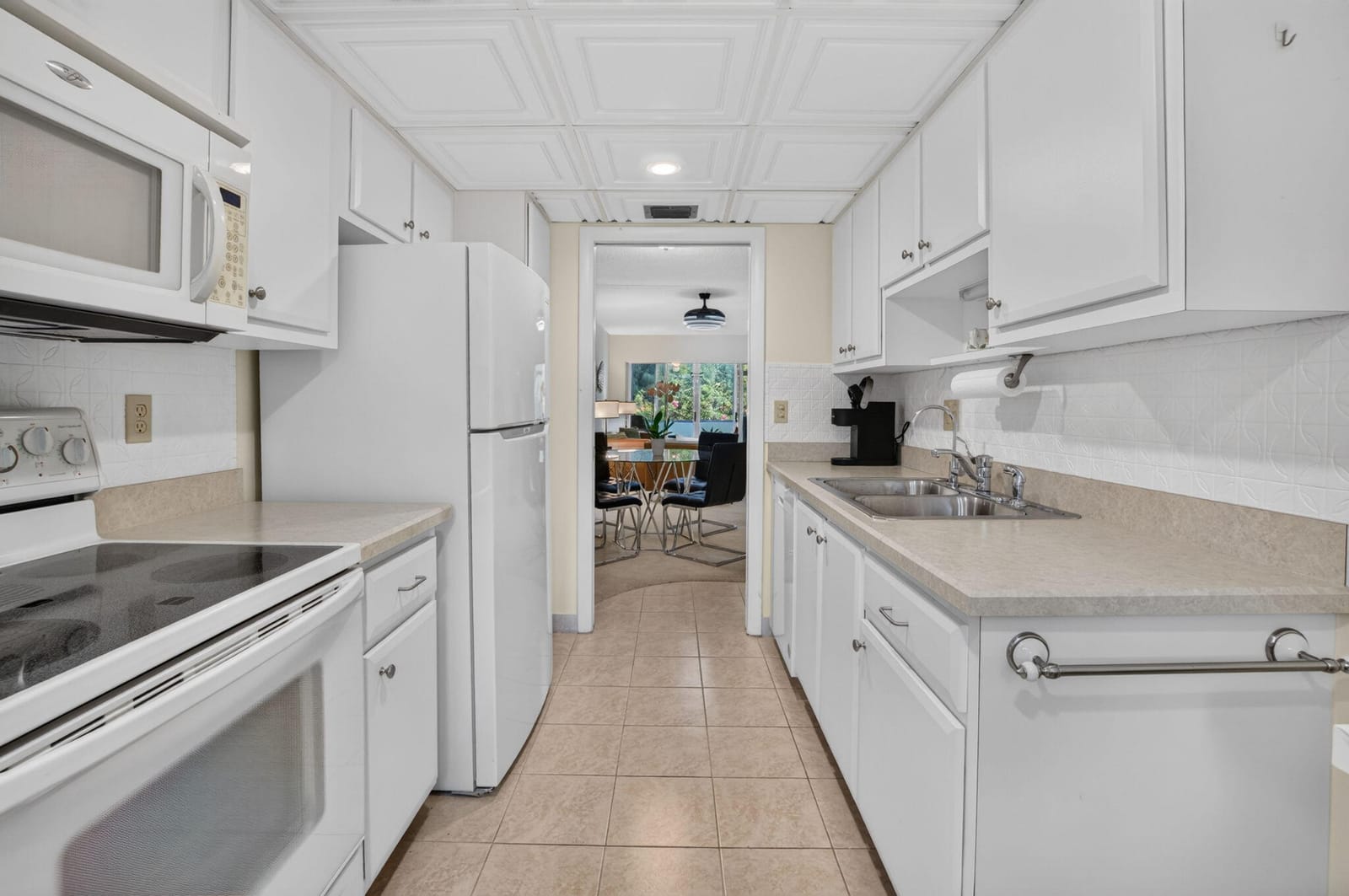 2320 SW 22nd Avenue 211, Delray Beach, FL 33445 photo 16
