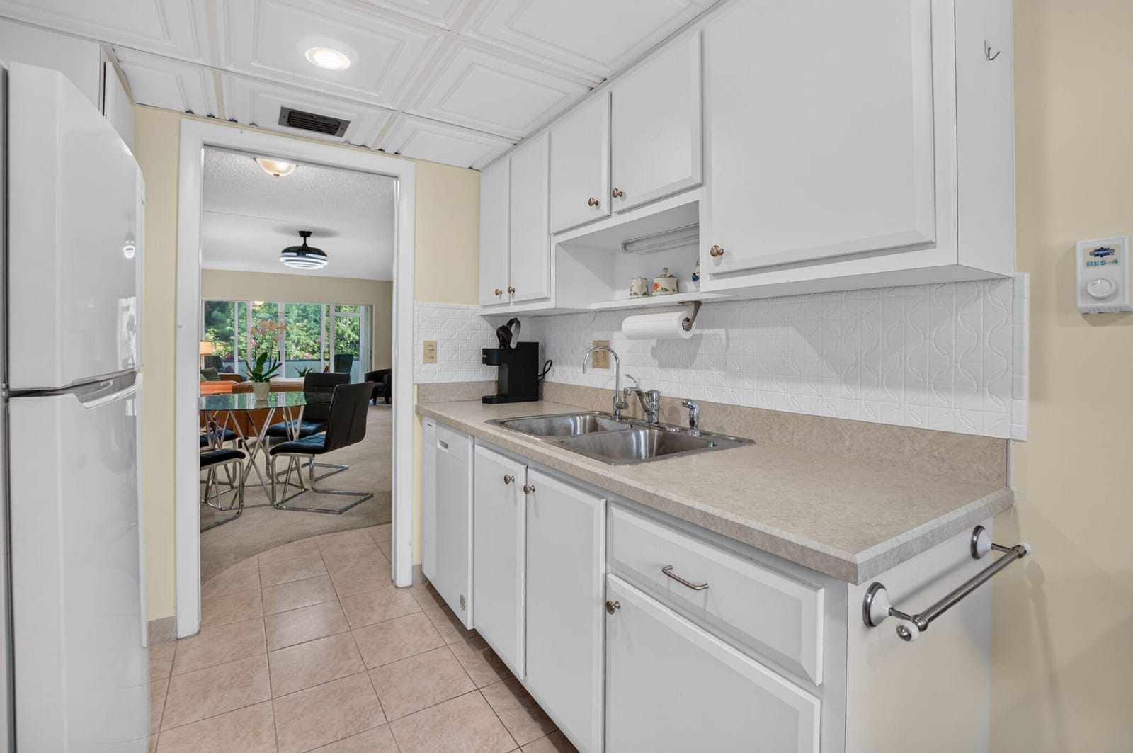 2320 SW 22nd Avenue 211, Delray Beach, FL 33445 photo 17