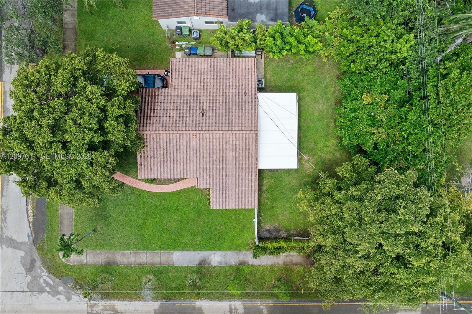 925 NE 4th Street, Hallandale Beach, FL 33009 photo 23