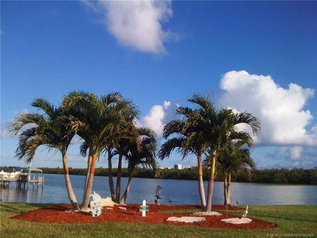549 Nettles Boulevard, Jensen Beach, FL 34957 photo 14