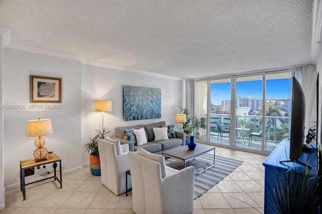 2501 S Ocean Drive 531 (available Dec 24), Hollywood, FL 33019