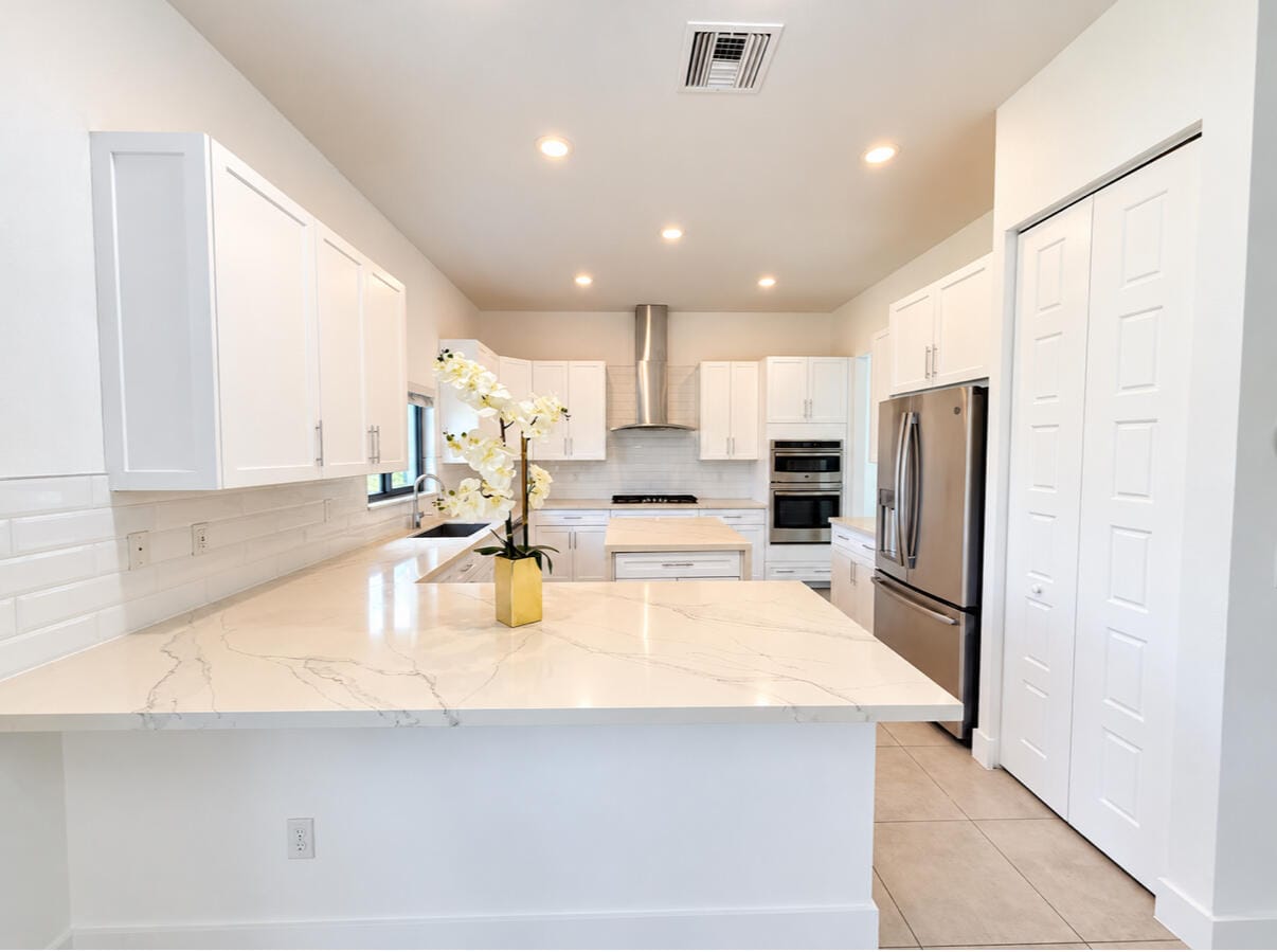 10805 PACIFICA Way — photo 11