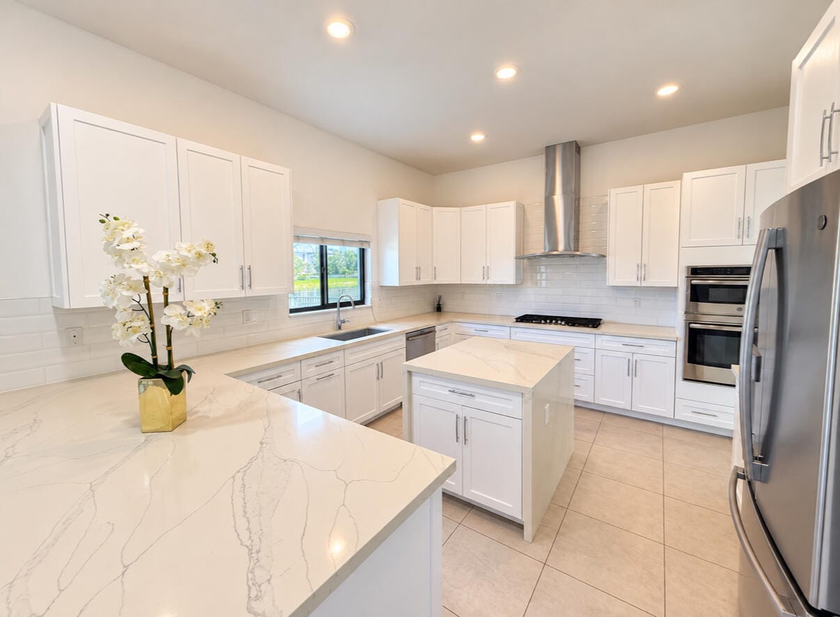 10805 PACIFICA Way — photo 9