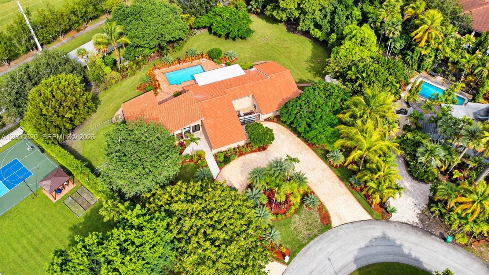 10204 SW 96th Court, Miami, FL 33176 photo 3