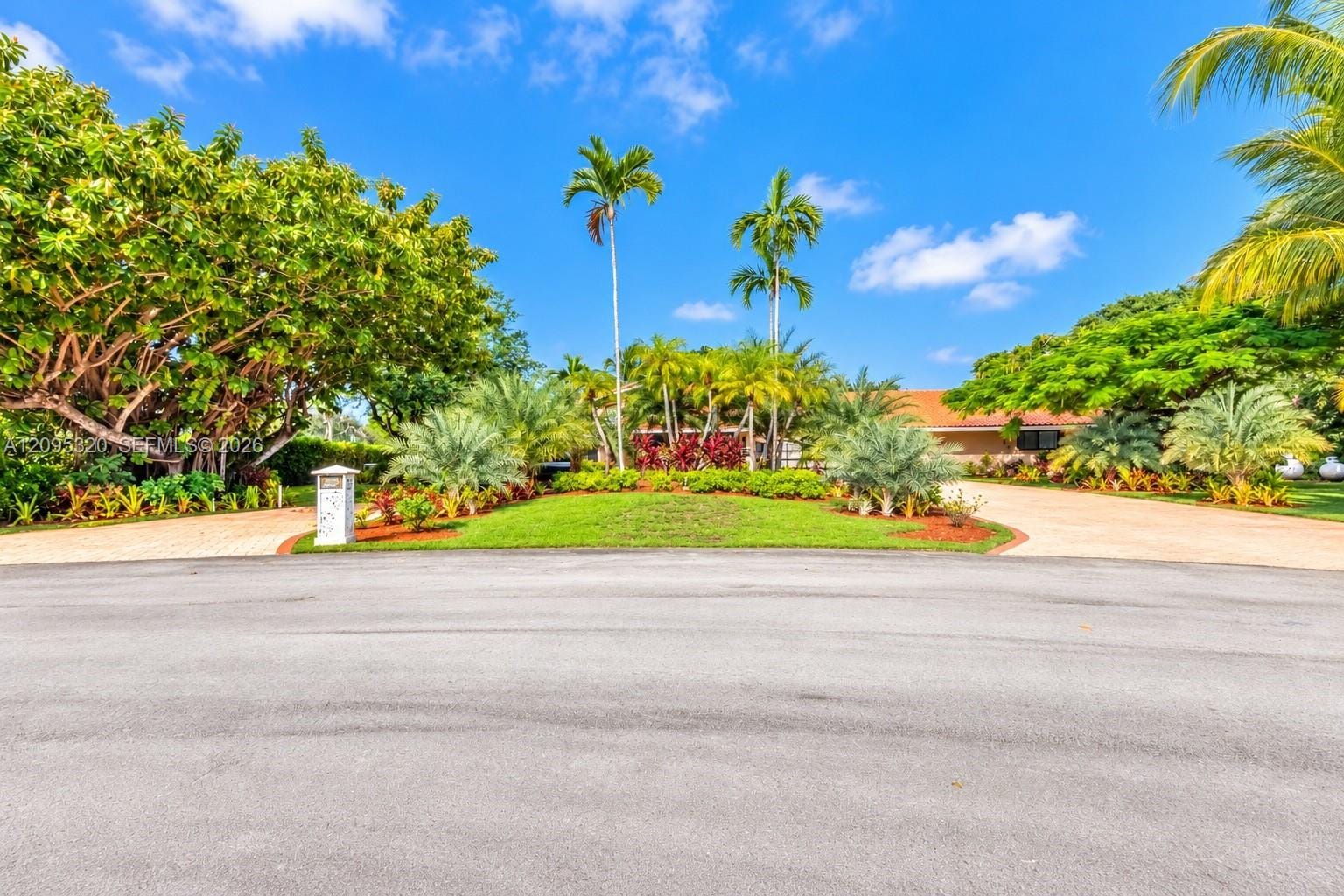 10204 SW 96th Court, Miami, FL 33176 photo 7