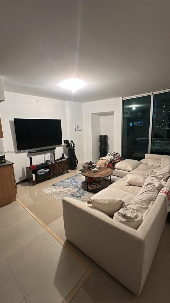 350 S Miami Avenue 1115, Miami, FL 33130
