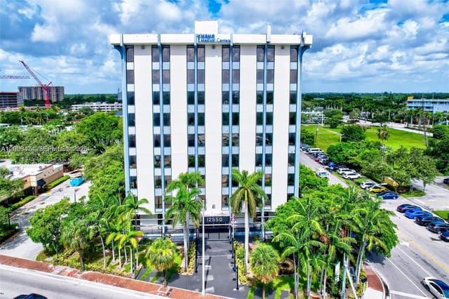 12550 Biscayne Boulevard 304, North Miami, FL 33181