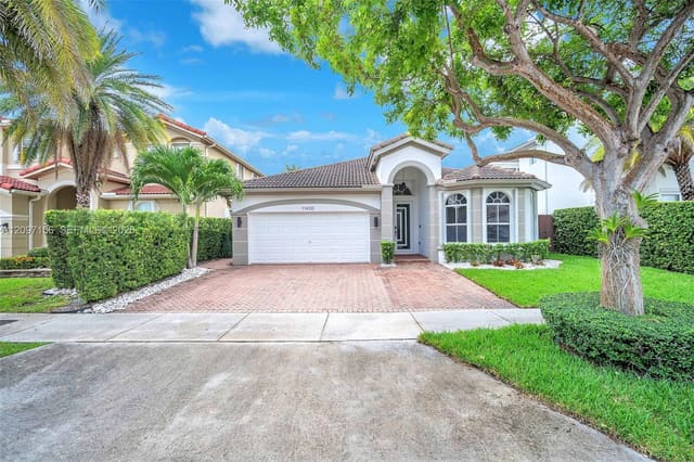 11430 NW 82nd Terrace, Doral, FL 33178