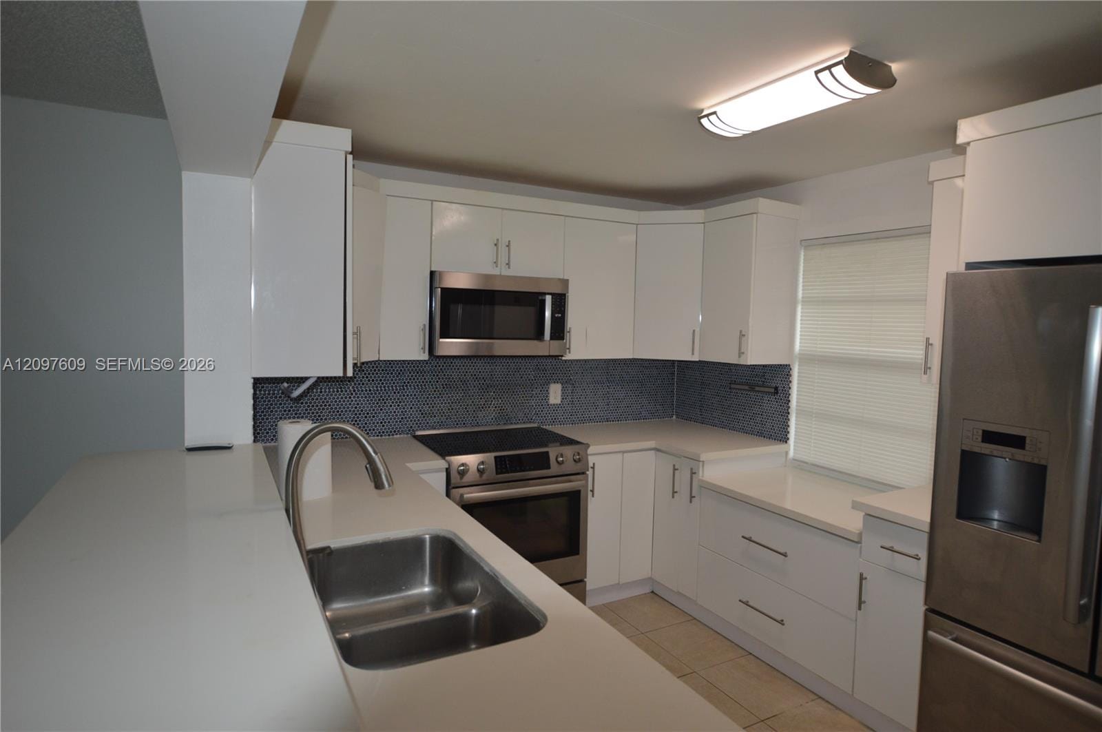 425 SE 11th Terrace 403, Dania Beach, FL 33004 photo 1