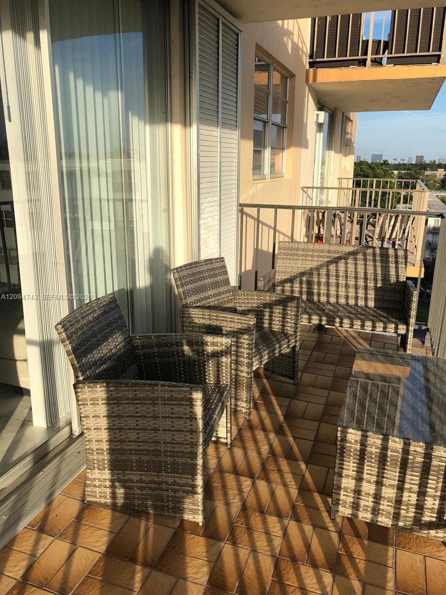 1470 NE 125th Terrace 602, North Miami, FL 33161 photo 8