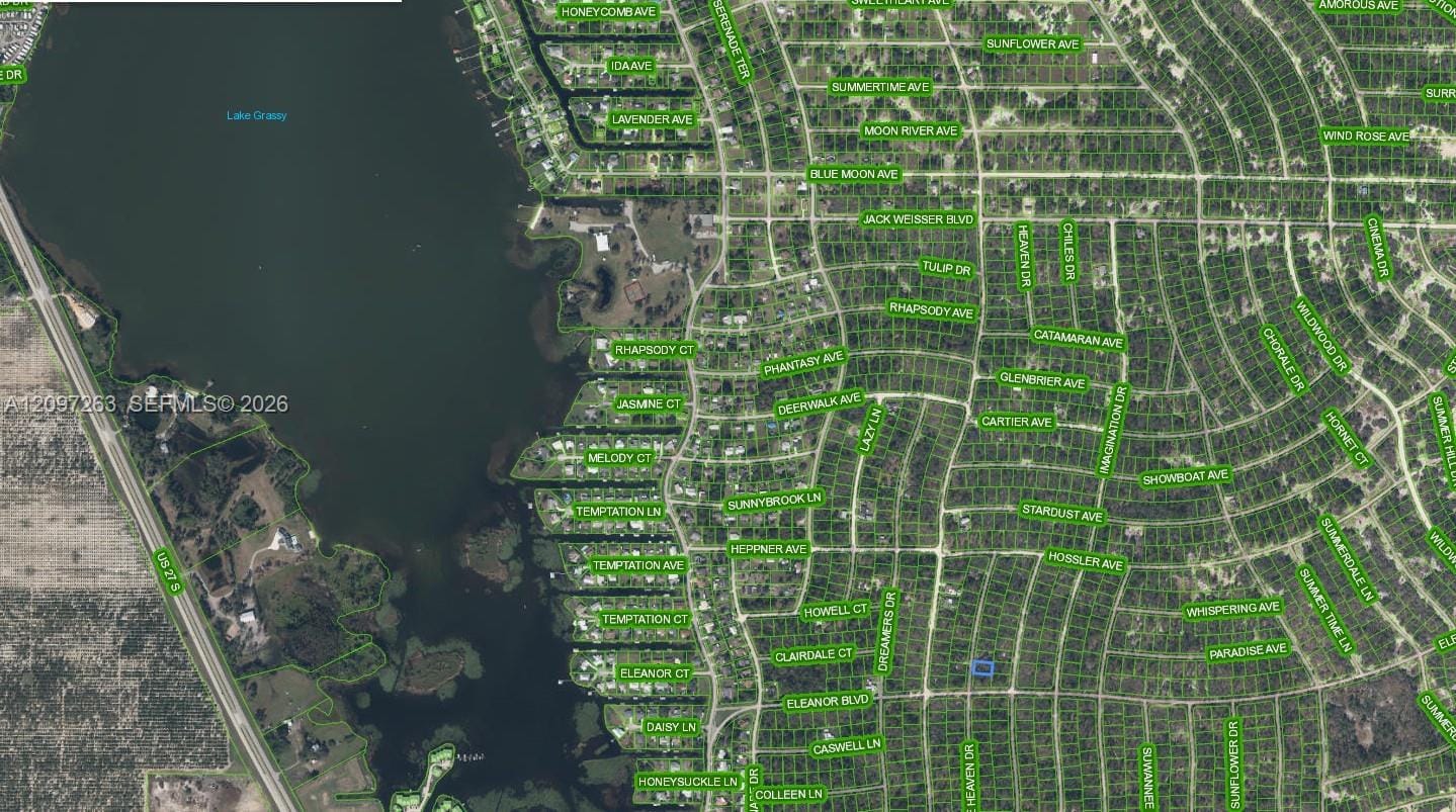 305 Blue Heaven Drive, Lake Placid, FL 33852 photo 2