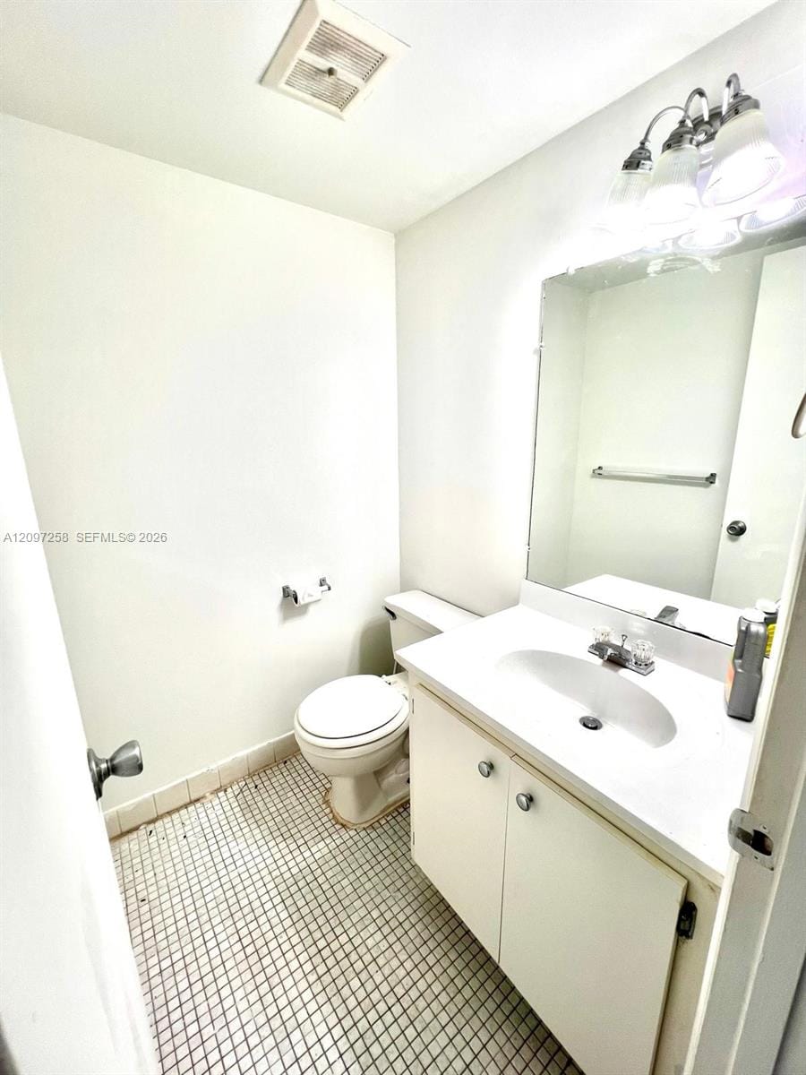 700 NW 214th Street 411, Miami Gardens, FL 33169 photo 11
