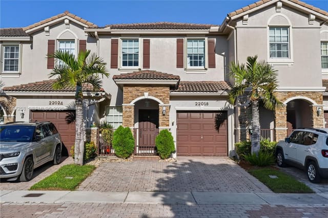 22018 SW 93rd Place, Cutler Bay, FL 33190