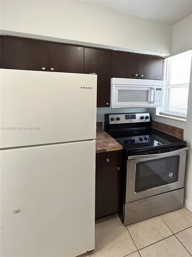 1255 SW 6th Street 5, Miami, FL 33135