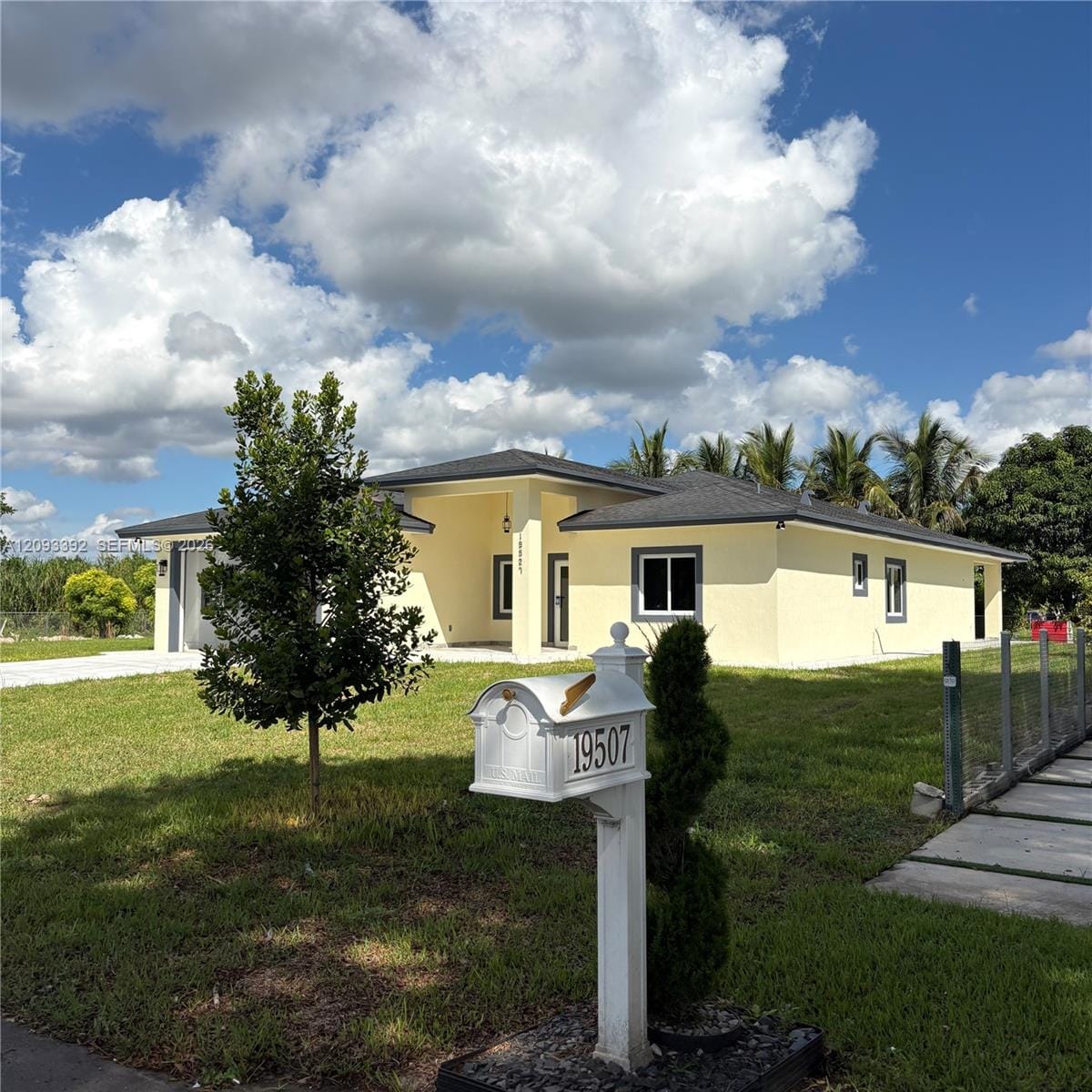 19527 SW 325th Lane, Homestead, FL 33030 photo 4