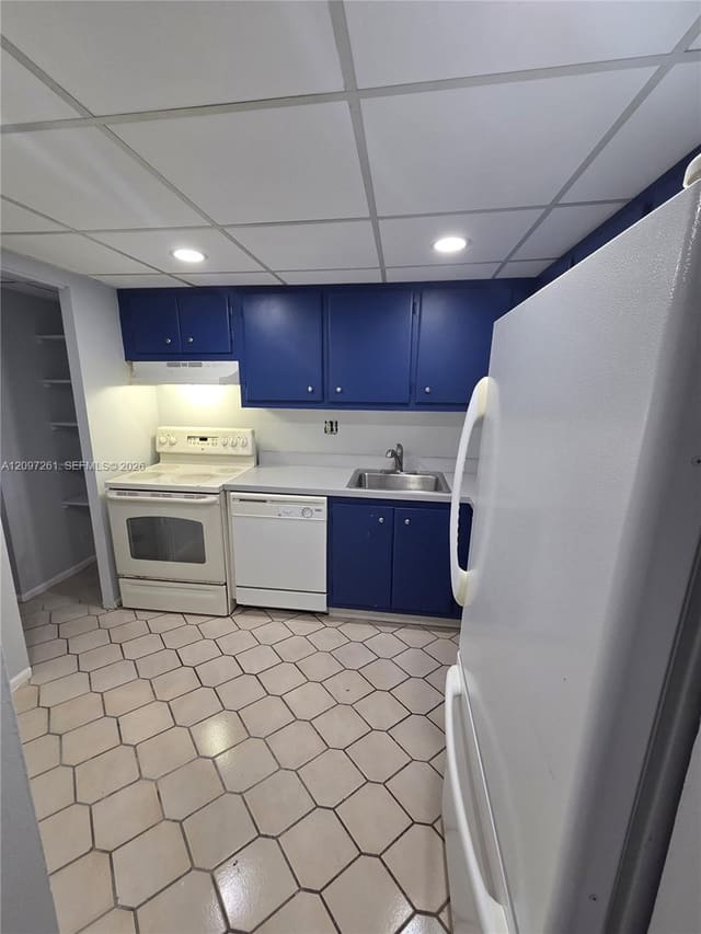 7960 N Colony Circle 107, Tamarac, FL 33321