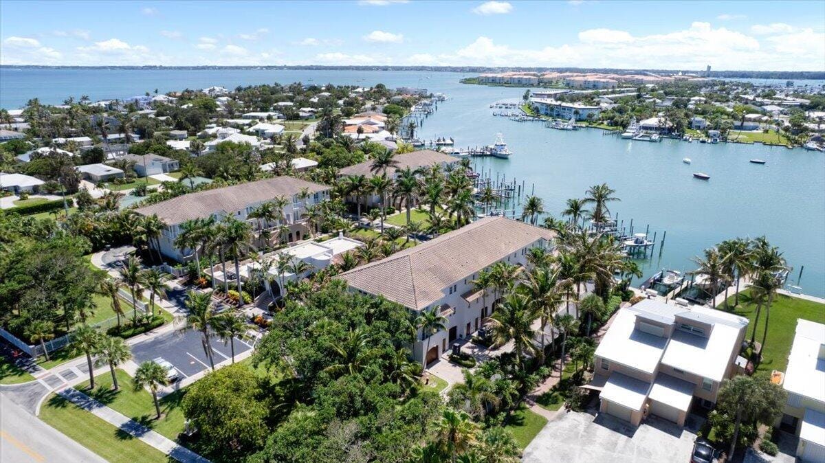 1581 BOW LINE Road, Fort Pierce, FL 34949 photo 6