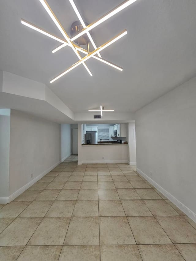 1581 WINDORAH Way B, West Palm Beach, FL 33411