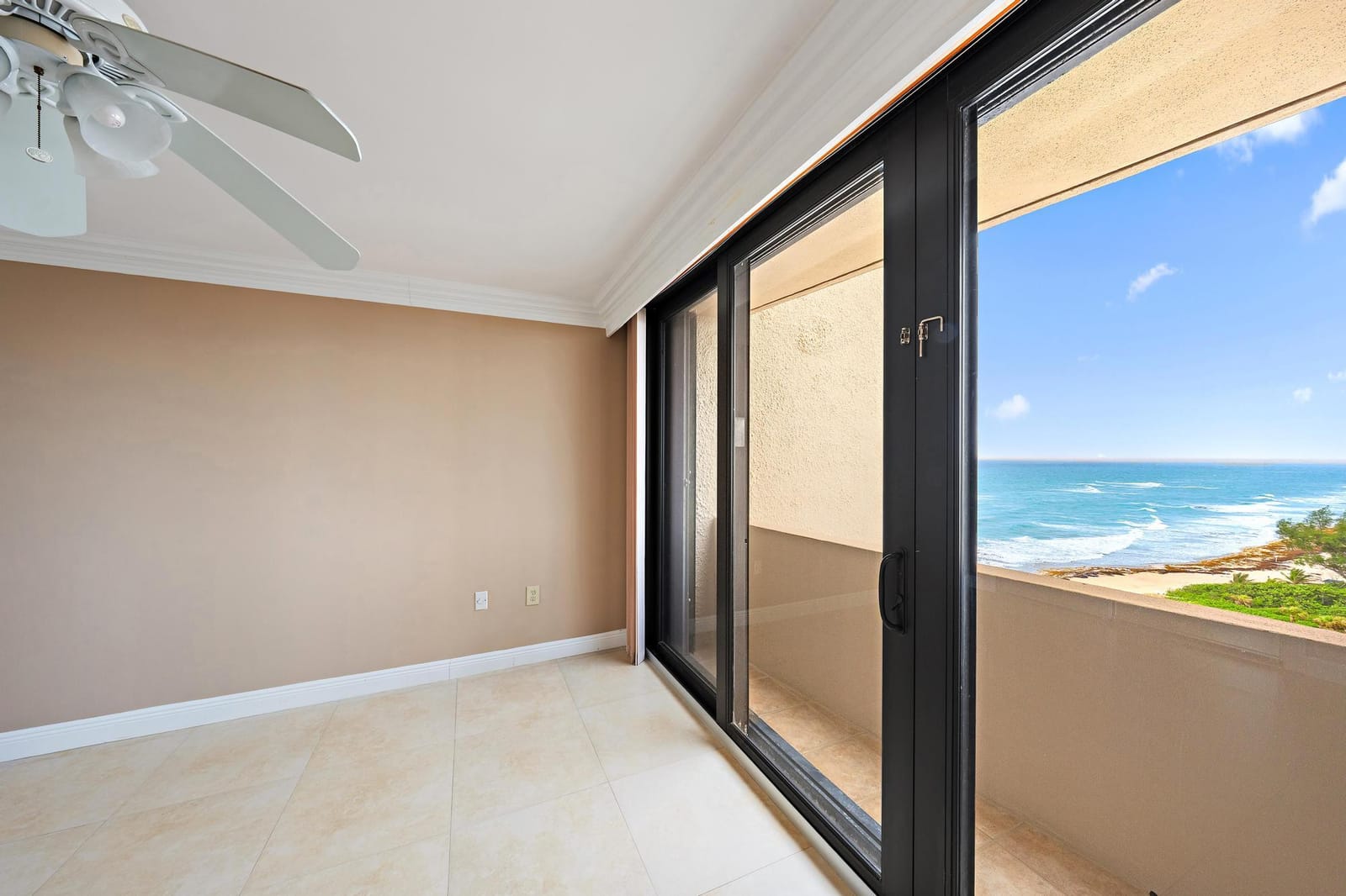 4200 N Ocean Drive 1-1404, Riviera Beach, FL 33404 photo 16