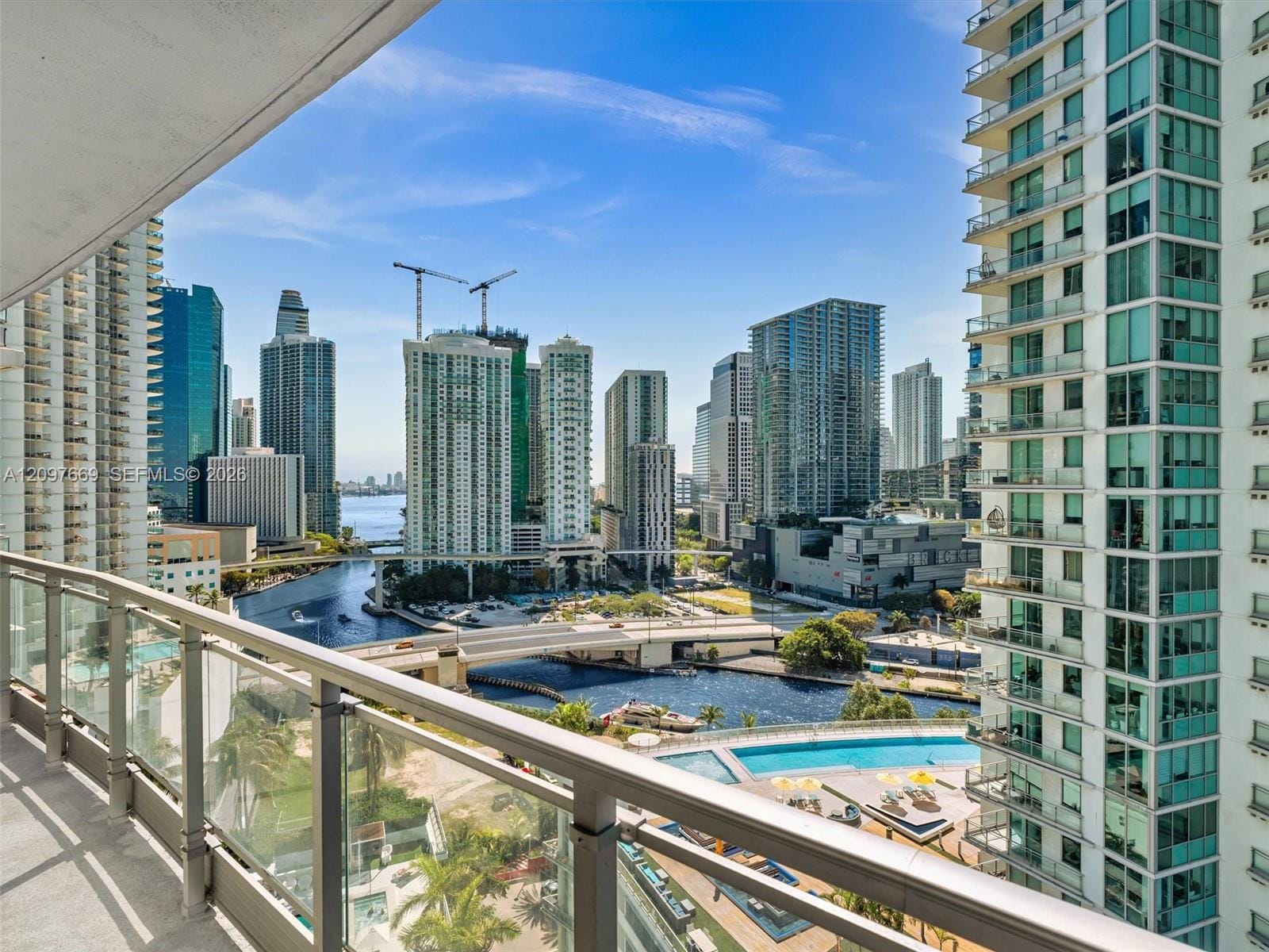 90 SW 3rd Street 2013, Miami, FL 33130 photo 2