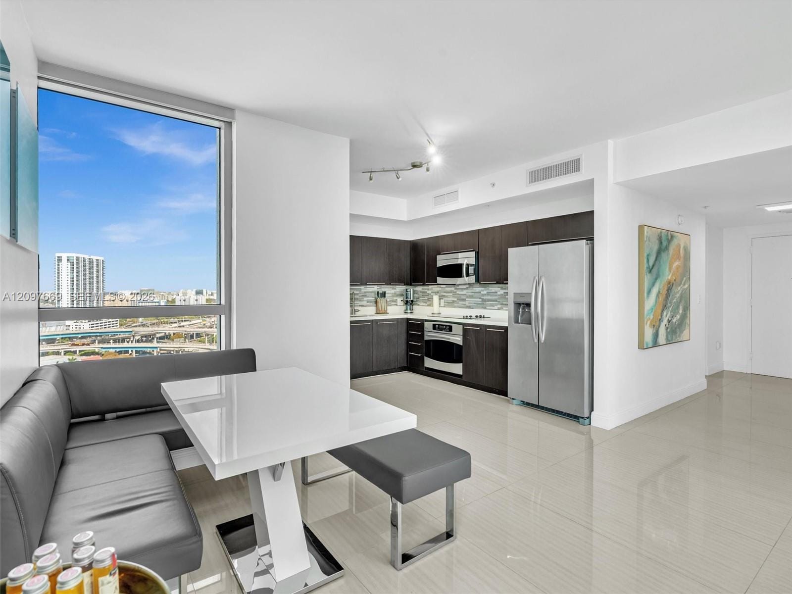 90 SW 3rd Street 2013, Miami, FL 33130 photo 26