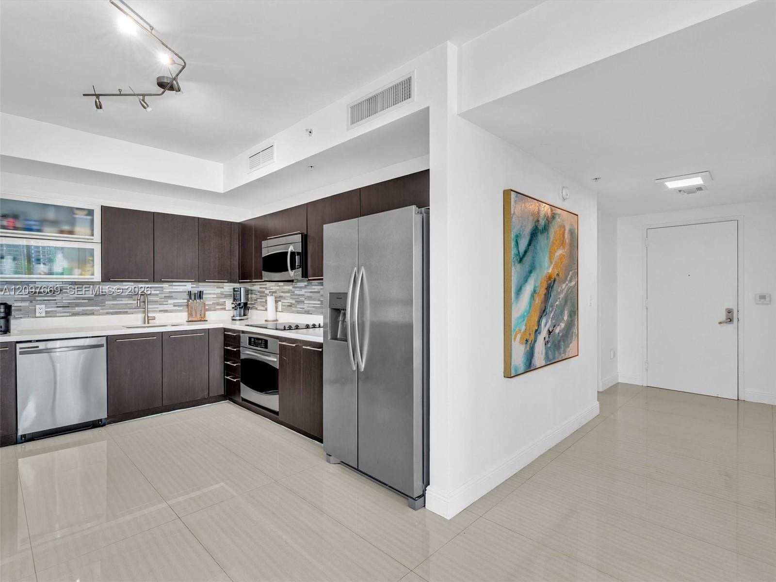 90 SW 3rd Street 2013, Miami, FL 33130 photo 28