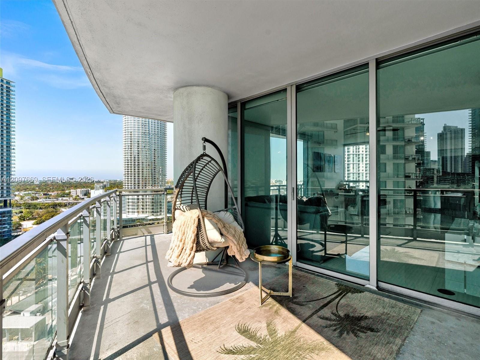 90 SW 3rd Street 2013, Miami, FL 33130 photo 6
